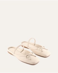 Jo Mercer - Nova Casual Flats