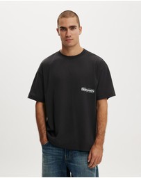 Cotton On - Box Fit Text T-Shirt