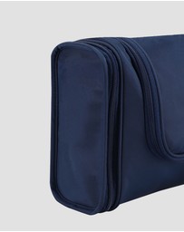 Van Heusen - Expandable Hanging Toiletry Bag