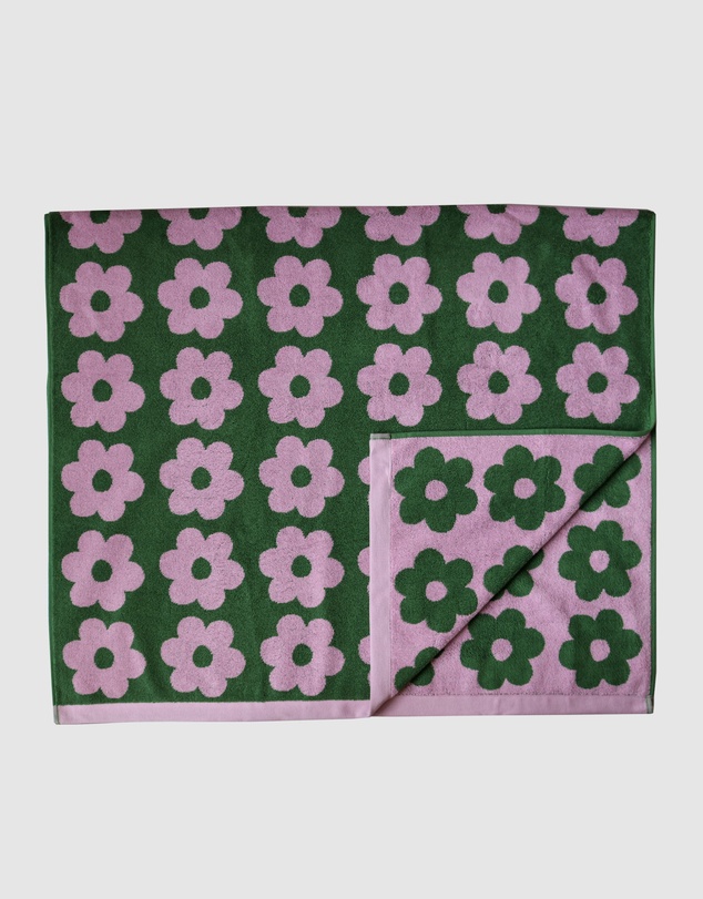 Mosey Me - Flowerbed Towel Sheet