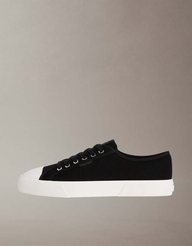 Calvin Klein - Canvas Lace Up Sneaker