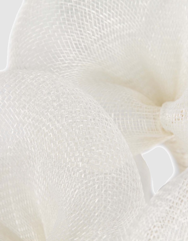 Max Alexander - Large Lilly White Flower Fascinator