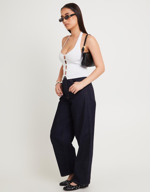 Alice In The Eve - Kaia Keyhole Halter Top