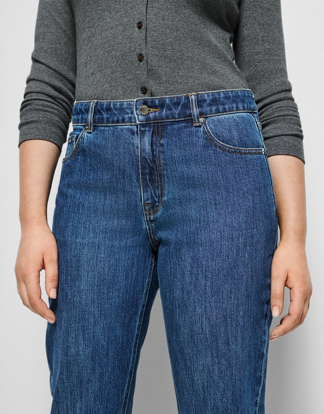 Commonry - The Mid Rise Slim Jean