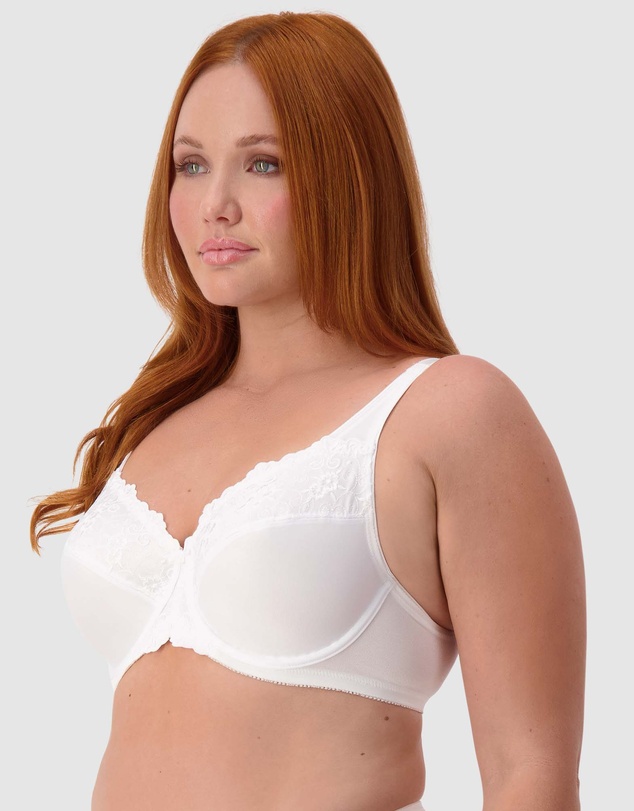 Triumph - Embroidered Minimiser Bra