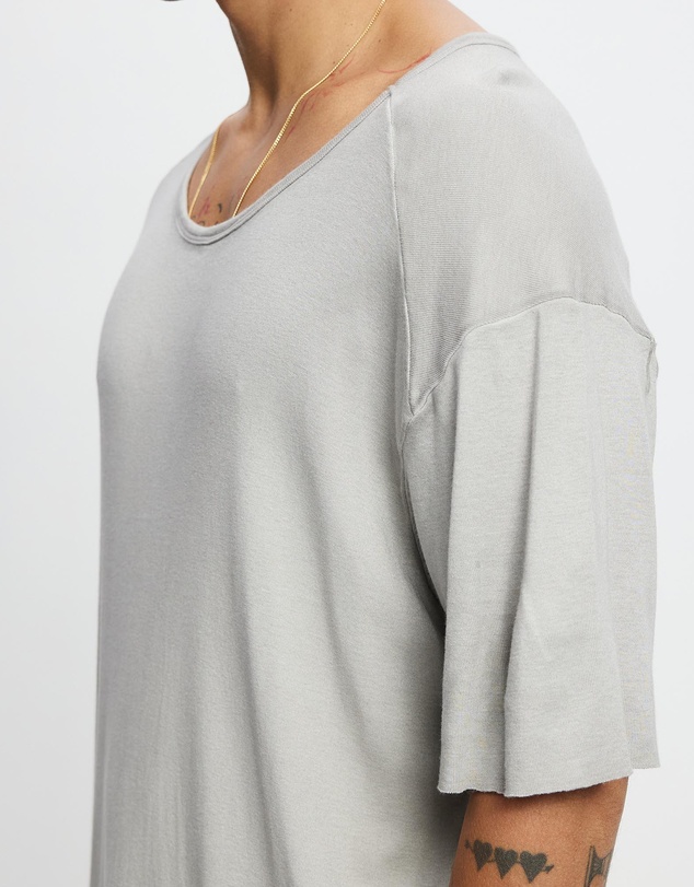 Surrounded By Ghosts - The Arsenic Relaxed Rib Knit Long Tail T-Shirt
