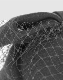 Max Alexander - Felt Pillbox Hat With Veil