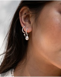 Dower & Hall - Women's Timeless Oval Pearl Charm Hoops In Sterling Silver
