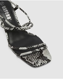 Oxford - Pia Strappy Heel