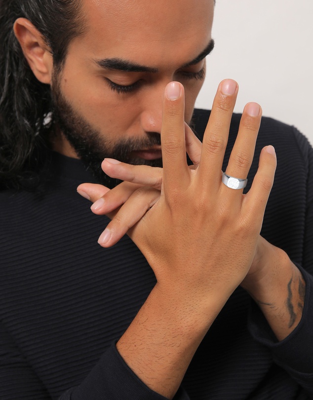 Kuzzoi - ICONIC EXCLUSIVE - Structured Signet Ring in 925 Sterling Silver