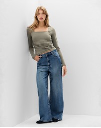 UNISON - Ruched Detail Long Sleeve Top