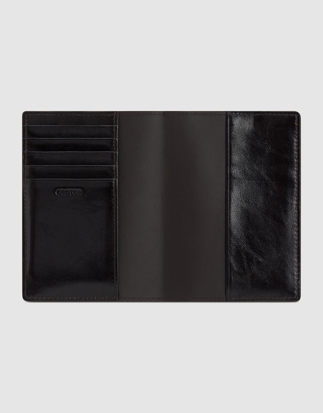 Oroton - Jordan Passport Holder Crackle
