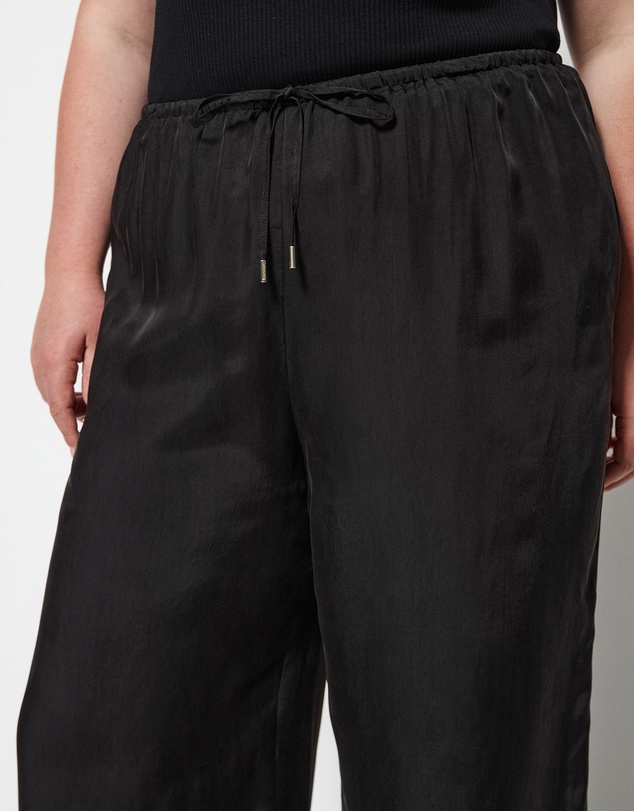 Commonry - Trish Pant