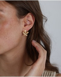 Pastiche - Florence Flower Stud gold plated earrings