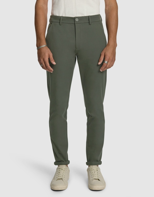 yd. - Energy Hyper Stretch Skinny Chino