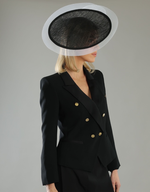 Morgan & Taylor - Viviana Plate Fascinator in Black