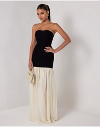 Heiress Beverly Hills - Strapless Chiffon Maxi Dress