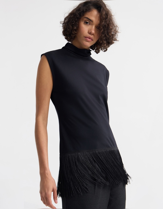 Oxford - Cassie Stretch Fringe Trim Top