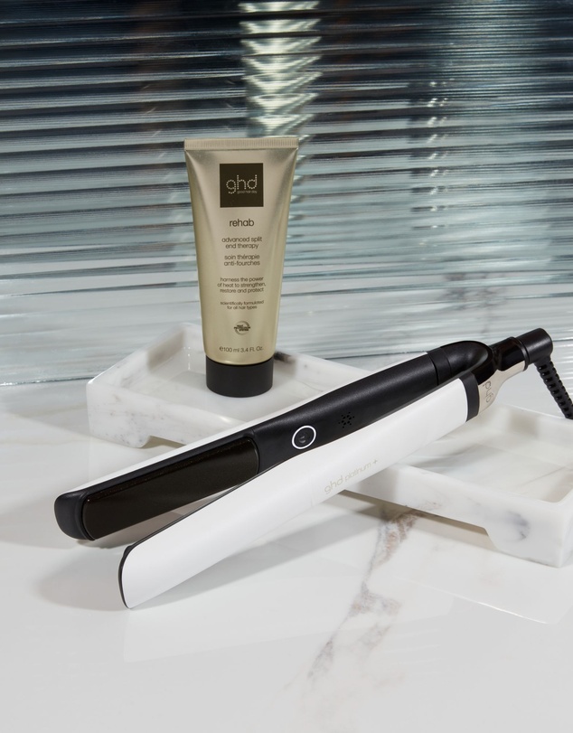 ghd - platinum+ Hair Straightener in White