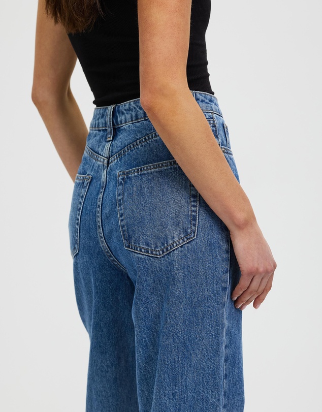 Assembly Label - Vintage Straight Jeans
