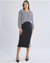 Angel Maternity - Marina Geometric Wave-Print V-Neck Long-Sleeve Blouse