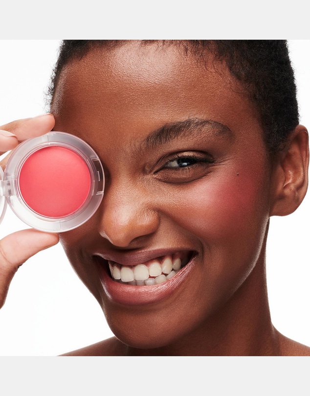 MAC - Glow Play Blush