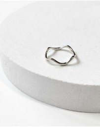 SAINT VALENTINE - Vera Wave Ring - Silver