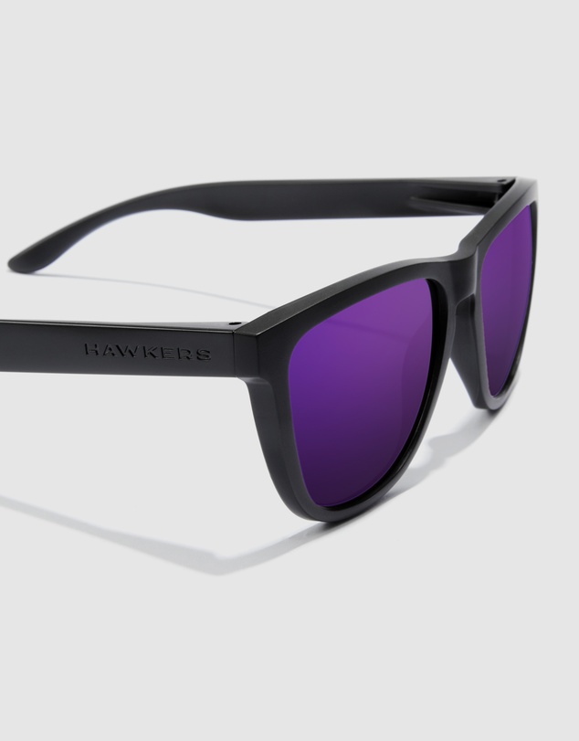 Hawkers Co - Polarized Black Purple One Raw Sunglasses for Men and Women UV400