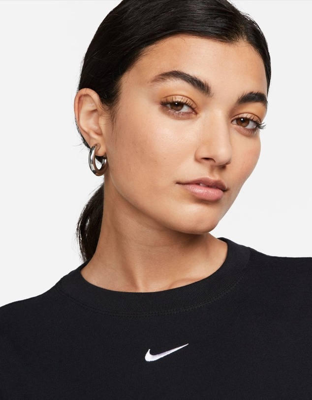 Nike - Sportswear Woman's Essential T-Shirt