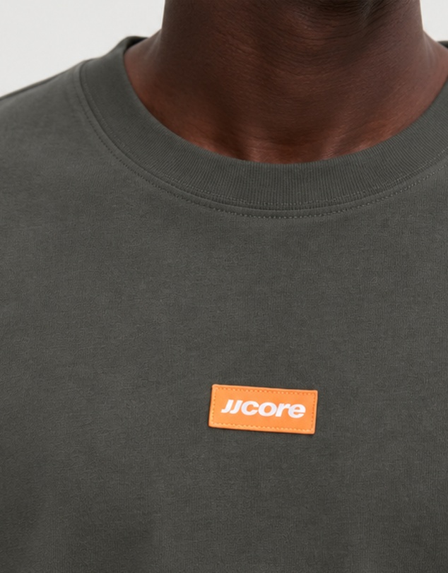 Jack & Jones - Jcoclub Small Badge SS Crew Neck Tee