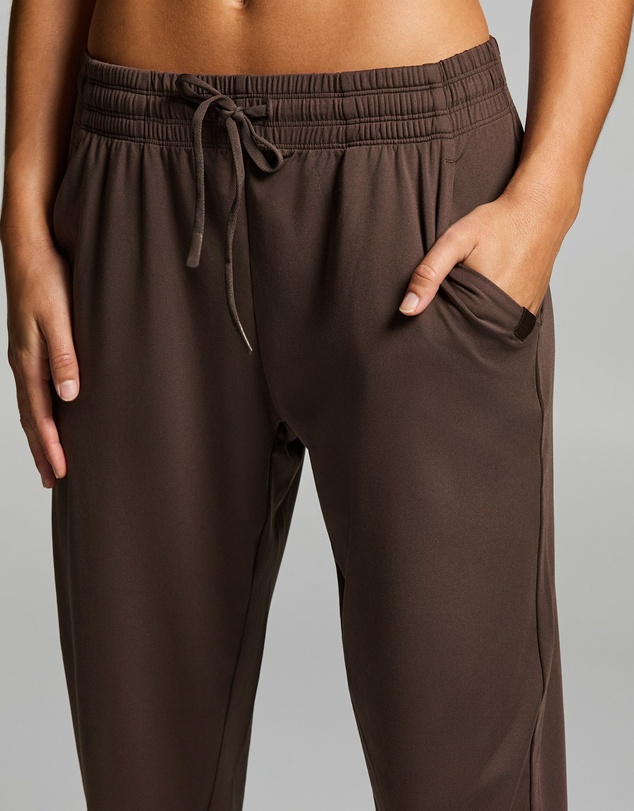 Rockwear - Balance Tie Front Jogger