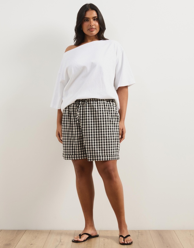 Atmos&Here Curvy - Elodie Gingham Elasticated Waistband Shorts