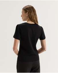 Review - Clover Tee