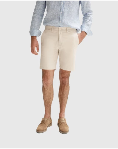 Trenery - Classic Chino Short in Chalk