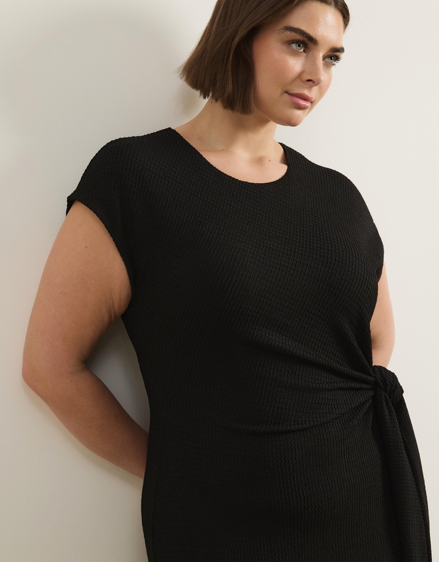 Atmos&Here Curvy - Isalie Textured Jersey Tie Midi Dress