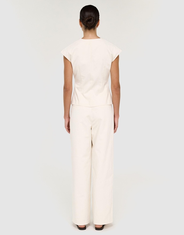 Staple the Label - Roselle Tie Front Top