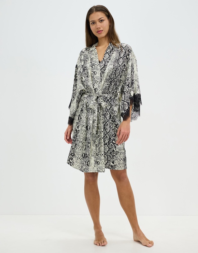Sainted Sisters - Scarlett Silk Kimono
