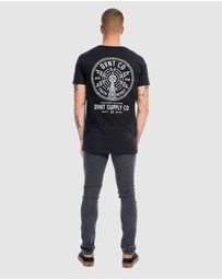 DVNT - Radio Revolt Tee