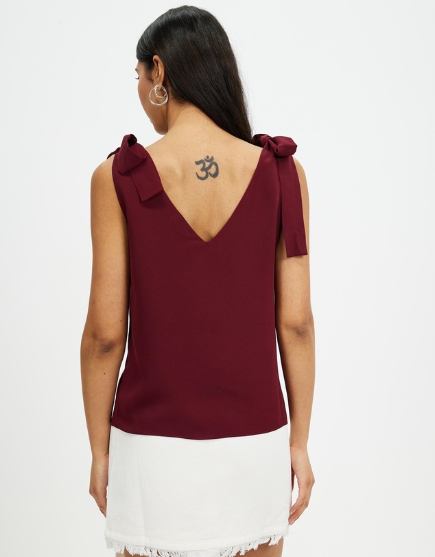 Belle & Bloom - Feel For You V-Neck Top