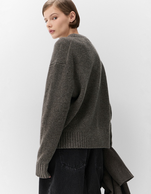 UNISON - Merino Wool Crew Neck Knit