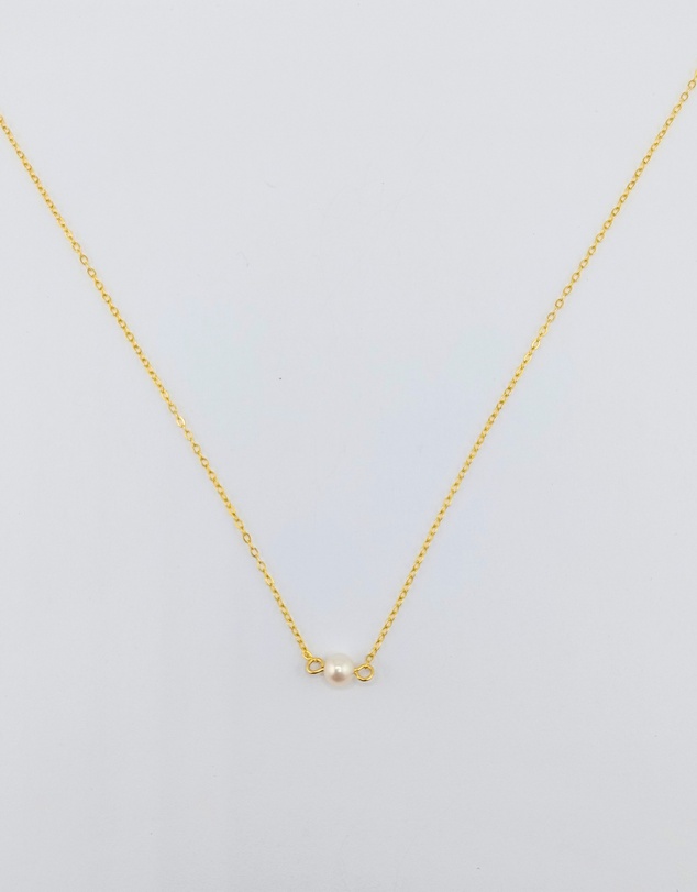 Izoa - Mini Gwen Freshwater Pearl Necklace