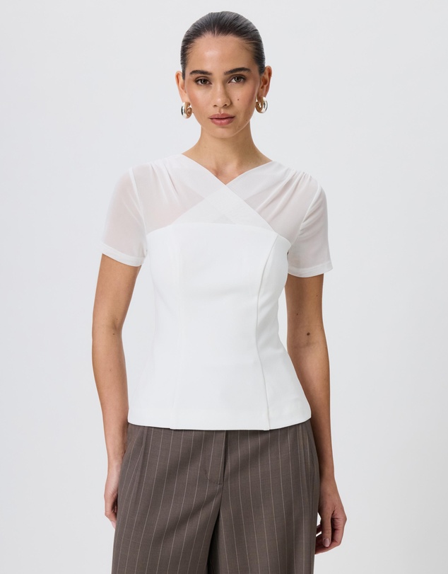 Tussah - Olivia V-Neck Crepe Top