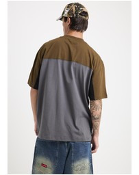 Insight - Saturn Y2K T-Shirt