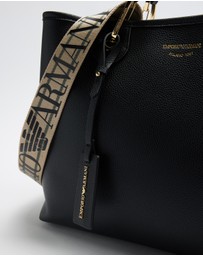 Emporio Armani - Shopping M St. Cervo