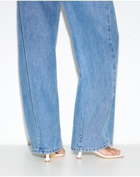 Dazie - Tokyo Mid Rise Relaxed Leg Jeans