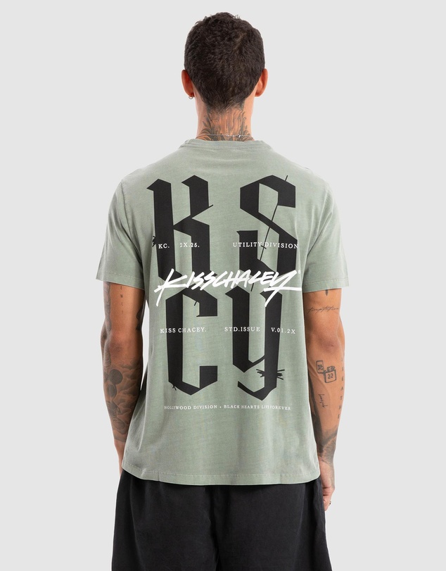 Kiss Chacey - Twisted Standard Tee