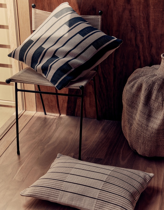 Country Road - Ezra 60x60 Cushion