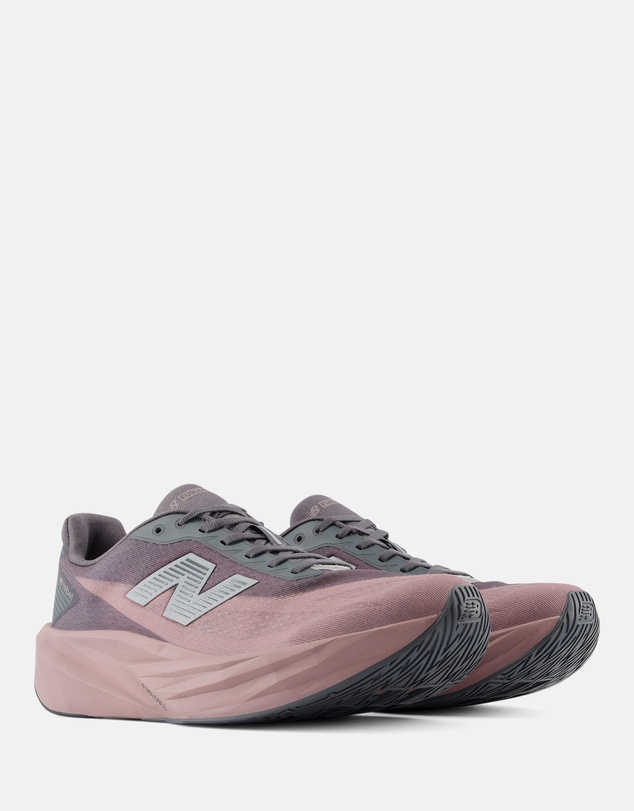 New Balance - FuelCell Rebel v5 (Wide Fit) - Men's