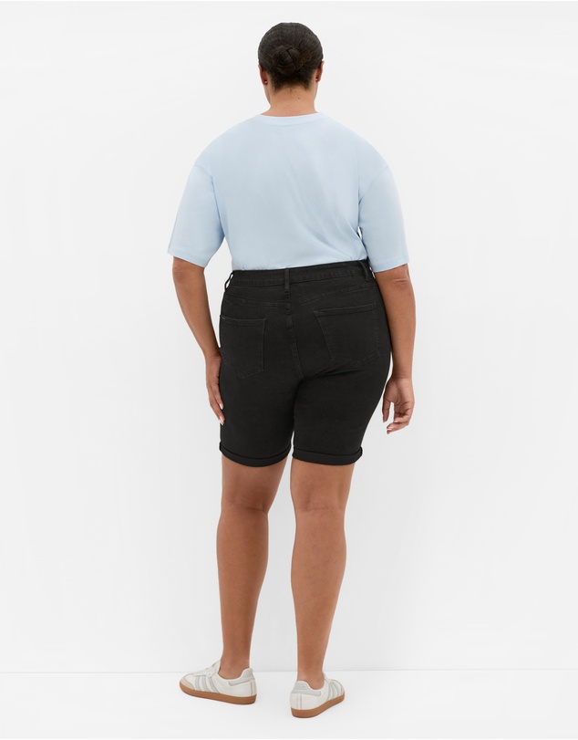 City Chic - Plus size Turn Up Skinny Denim Short - black wash