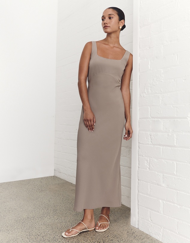 Willa - Hallee Midi Dress